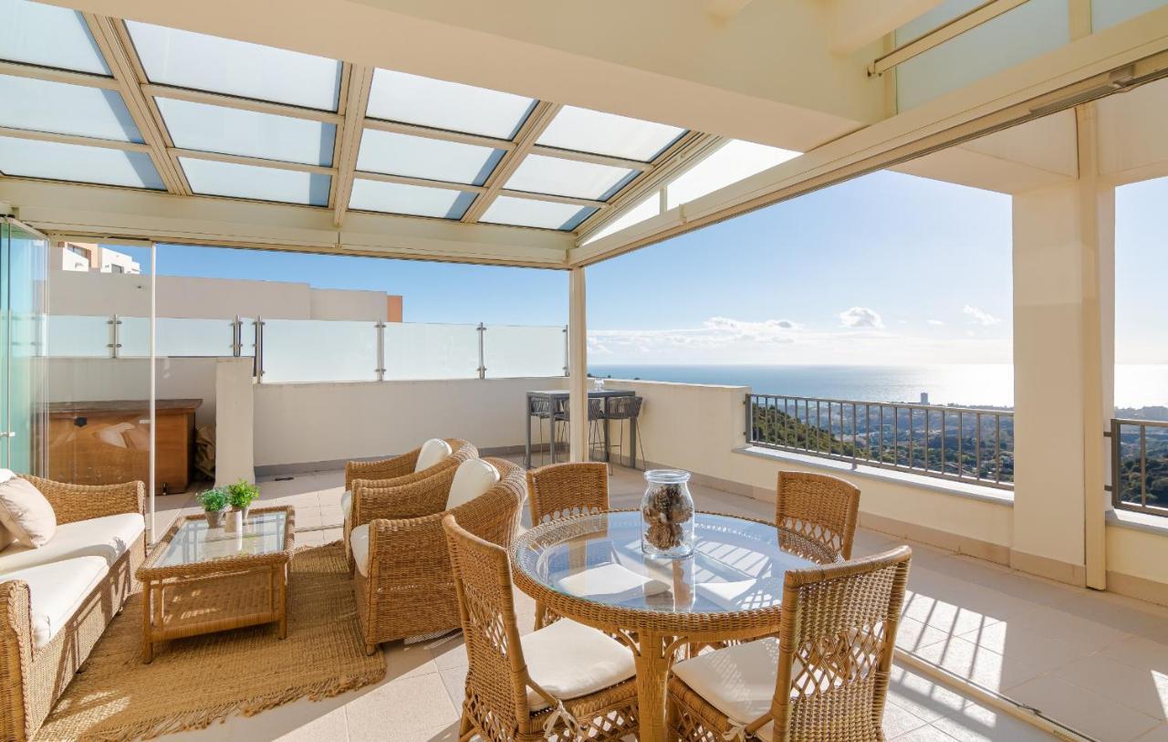 Luxurius Penthouse With Large Terrace And Spa Marbella